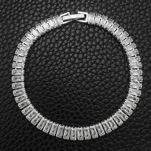 NEW LUXURY BANGLE 925 STERLING SILVER BRACELET, NICE BRACELET, CUTE BRACELET - Picture 2 of 7